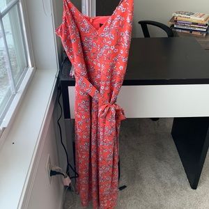 Absolutely gorgeous jumpsuit size 00 banana republic